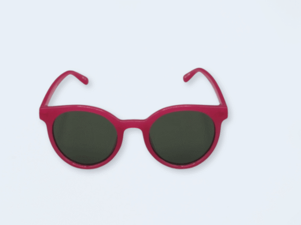Gafas de sol rosa translucido